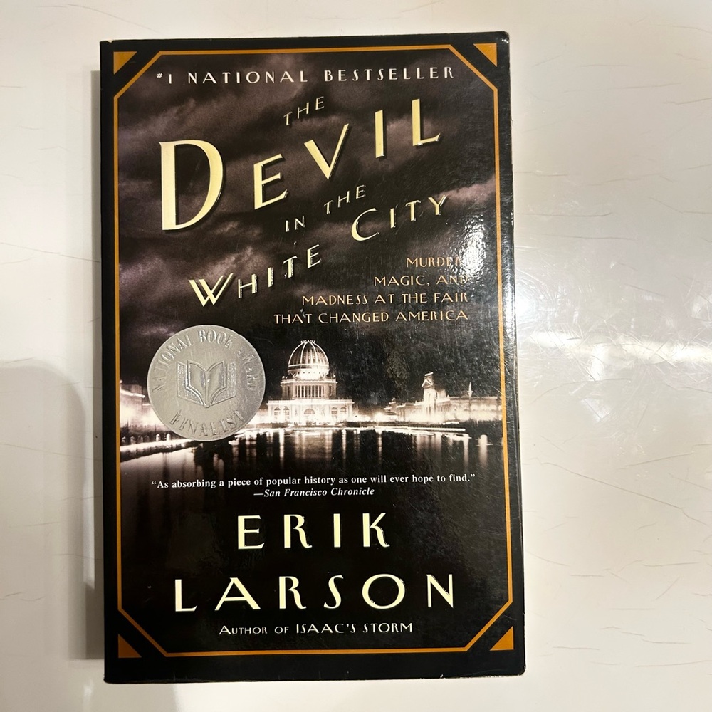 The Devil in the White City by Erik Larson Paperback Book Non Fiction Thriller
